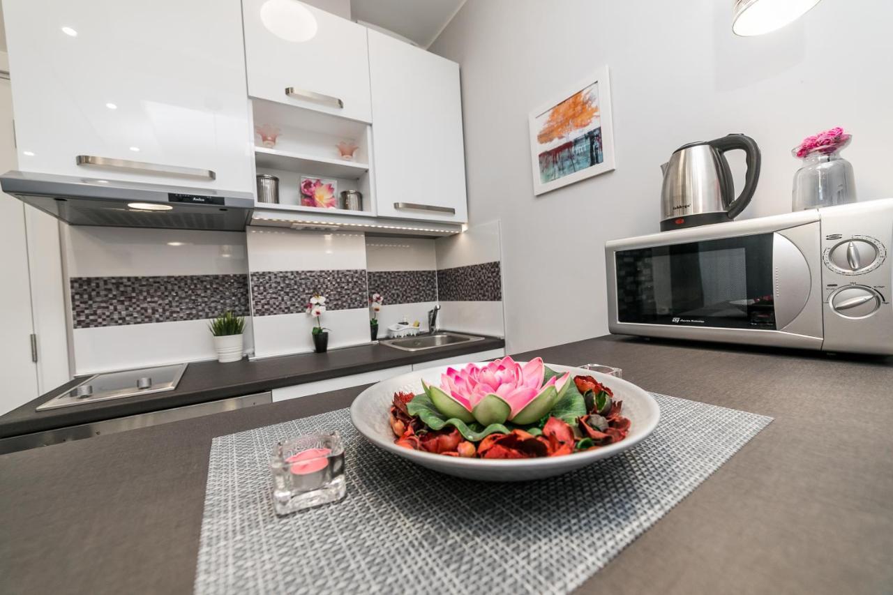 Gray Luxe Appartement Belgrado Buitenkant foto