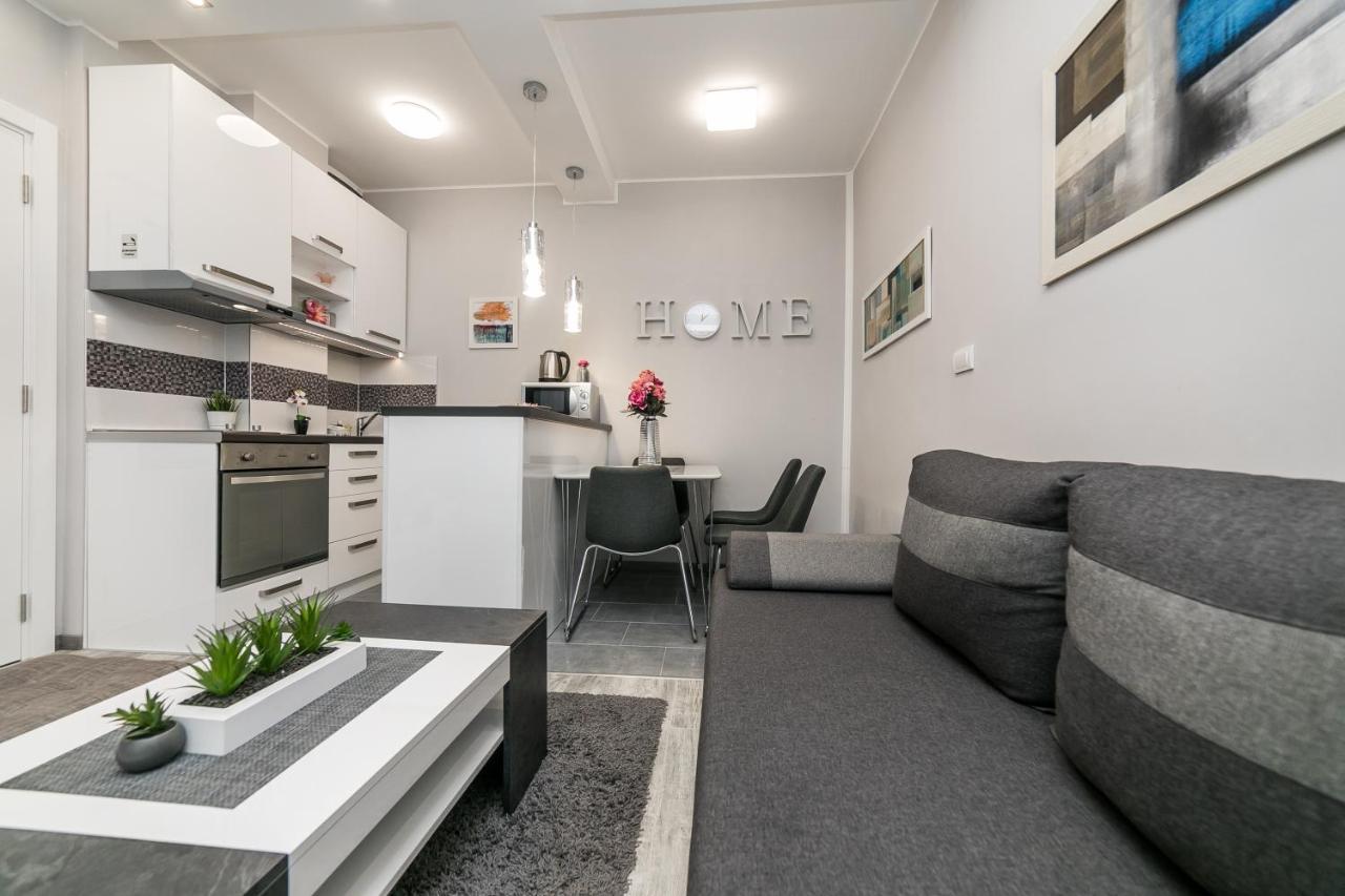 Gray Luxe Appartement Belgrado Buitenkant foto