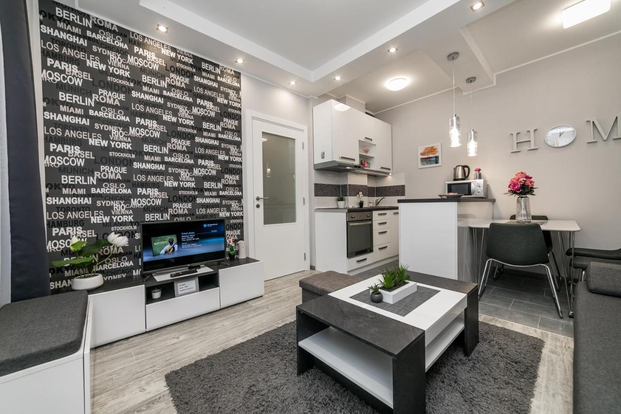 Gray Luxe Appartement Belgrado Buitenkant foto
