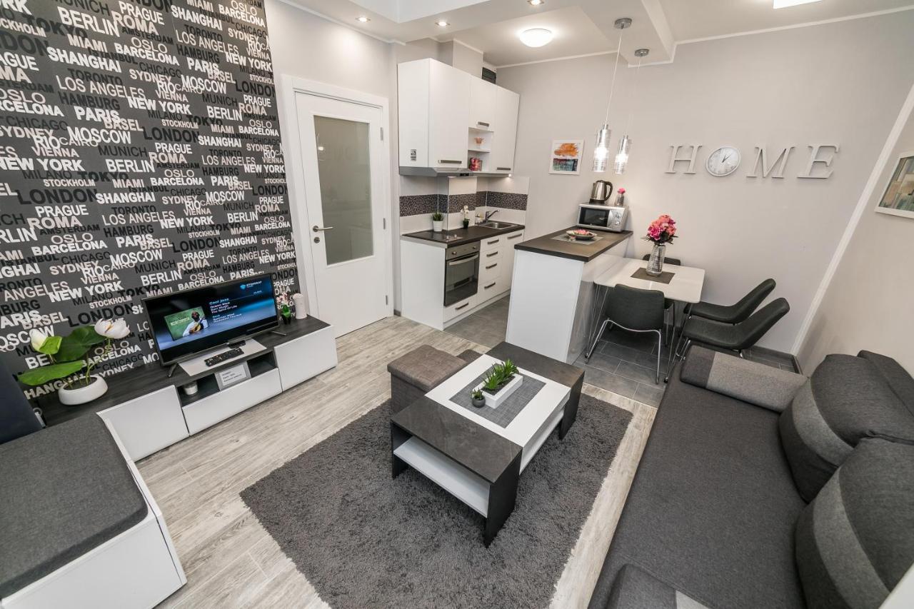 Gray Luxe Appartement Belgrado Buitenkant foto