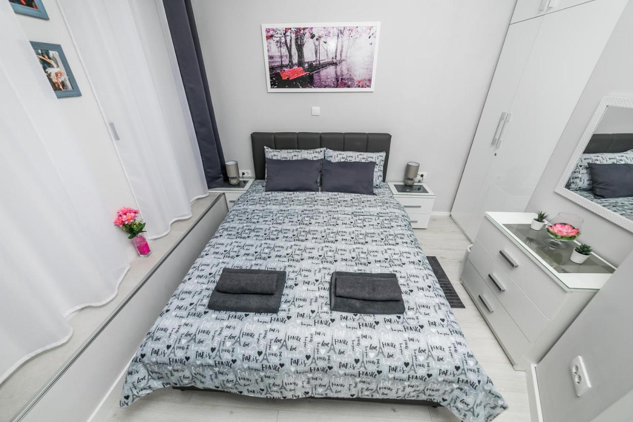 Gray Luxe Appartement Belgrado Buitenkant foto