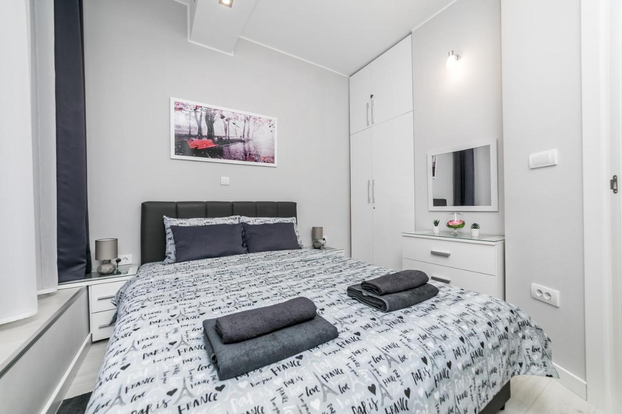 Gray Luxe Appartement Belgrado Buitenkant foto