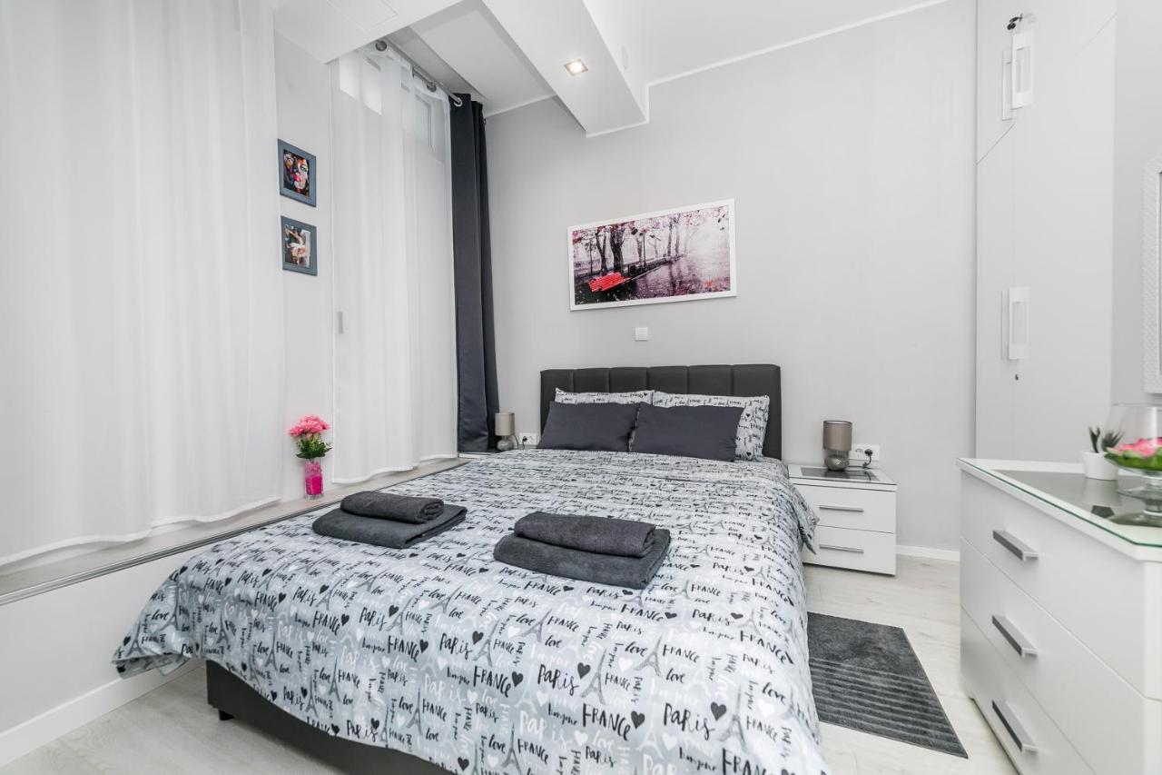 Gray Luxe Appartement Belgrado Buitenkant foto