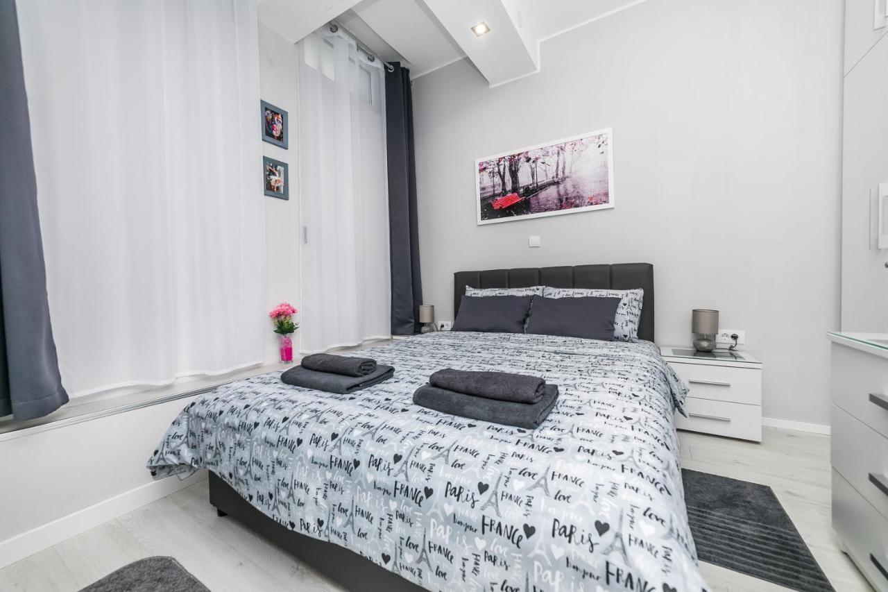 Gray Luxe Appartement Belgrado Buitenkant foto