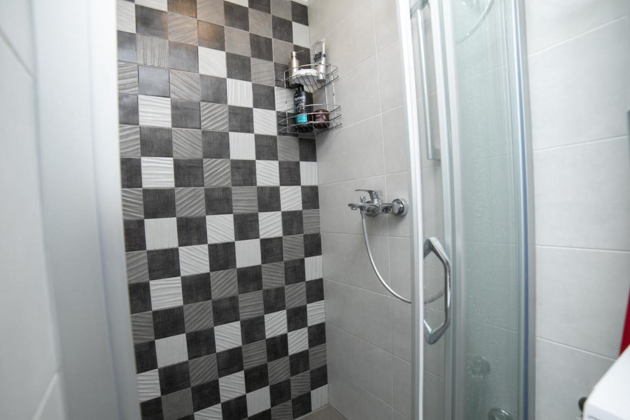Gray Luxe Appartement Belgrado Buitenkant foto